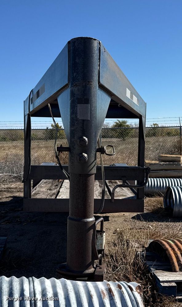 image for item EP0817 1997 Shop Built flatbed trailer