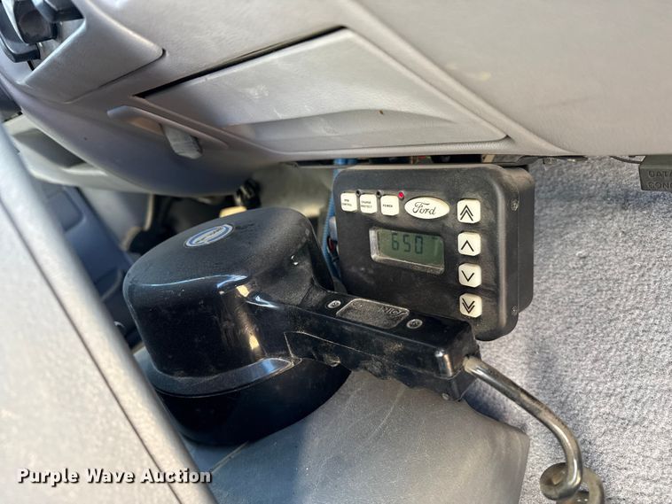 image for item EP0818 1997 Ford F350 XLT ambulance