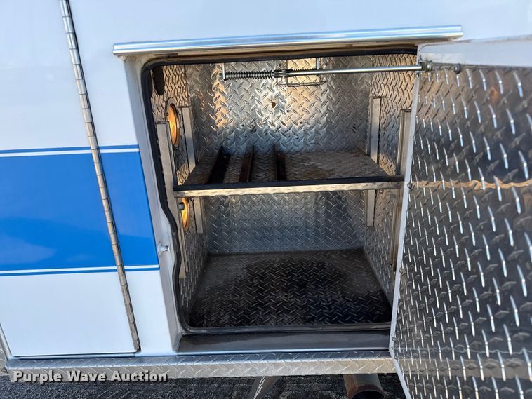 image for item EP0818 1997 Ford F350 XLT ambulance