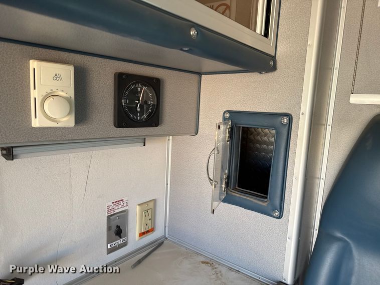 image for item EP0818 1997 Ford F350 XLT ambulance