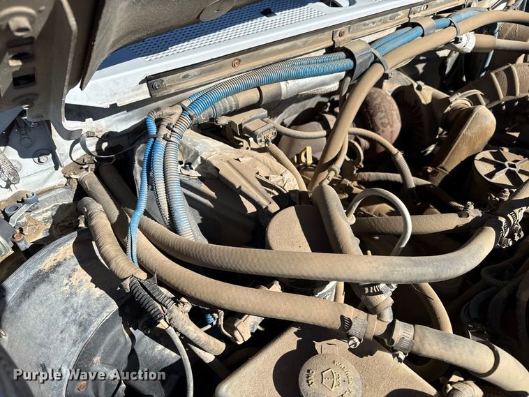 image for item EP0818 1997 Ford F350 XLT ambulance