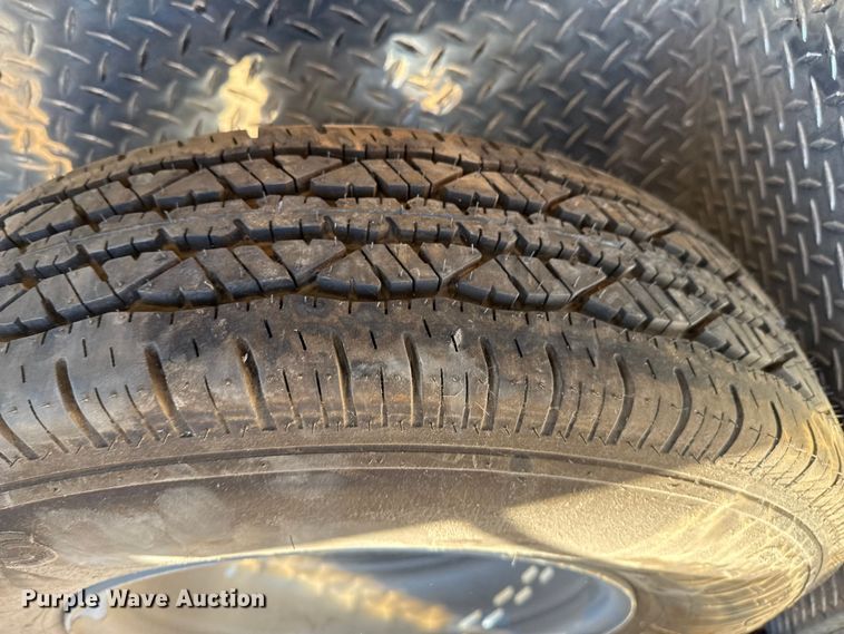 image for item EP0818 1997 Ford F350 XLT ambulance