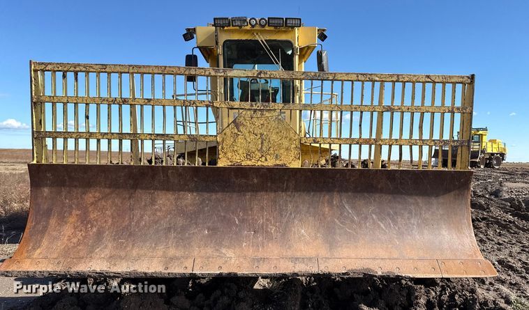 image for item EP0823 Bomag landfill compactor