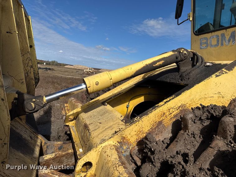 image for item EP0823 Bomag landfill compactor