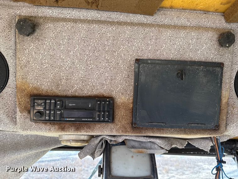 image for item EP0823 Bomag landfill compactor