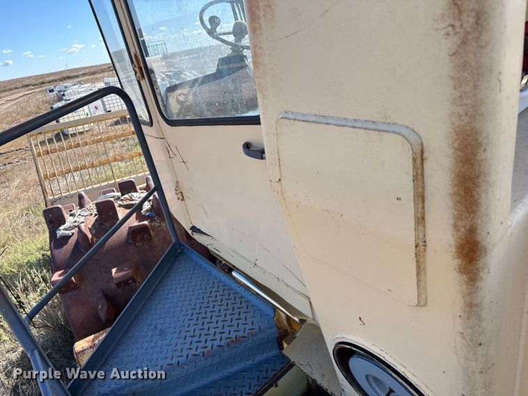 image for item EP0824 Bomag BC601RB landfill compactor