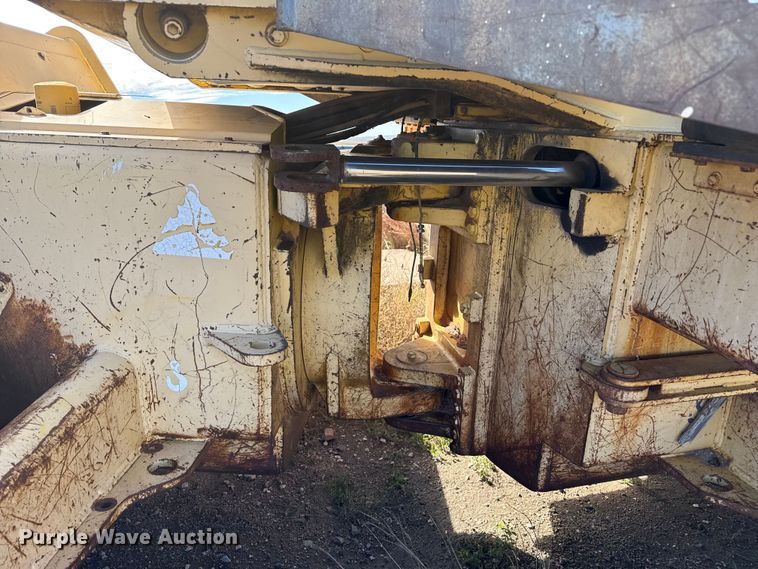 image for item EP0824 Bomag BC601RB landfill compactor