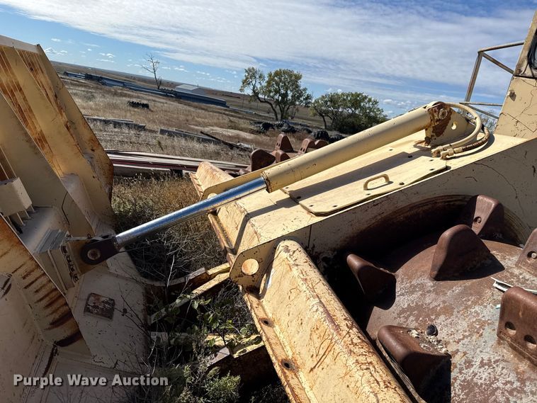 image for item EP0824 Bomag BC601RB landfill compactor