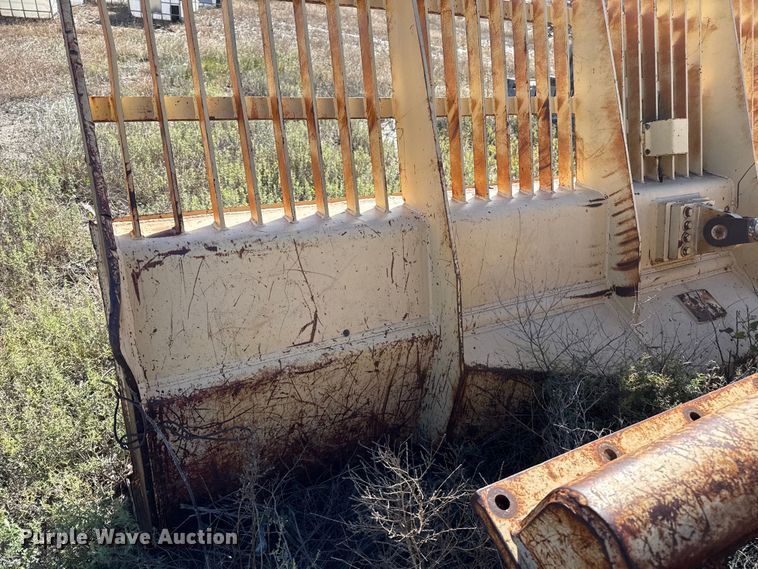 image for item EP0824 Bomag BC601RB landfill compactor