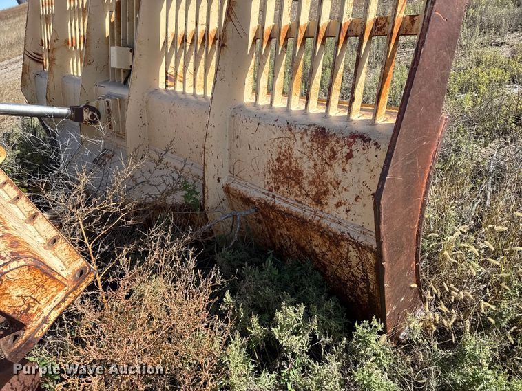 image for item EP0824 Bomag BC601RB landfill compactor