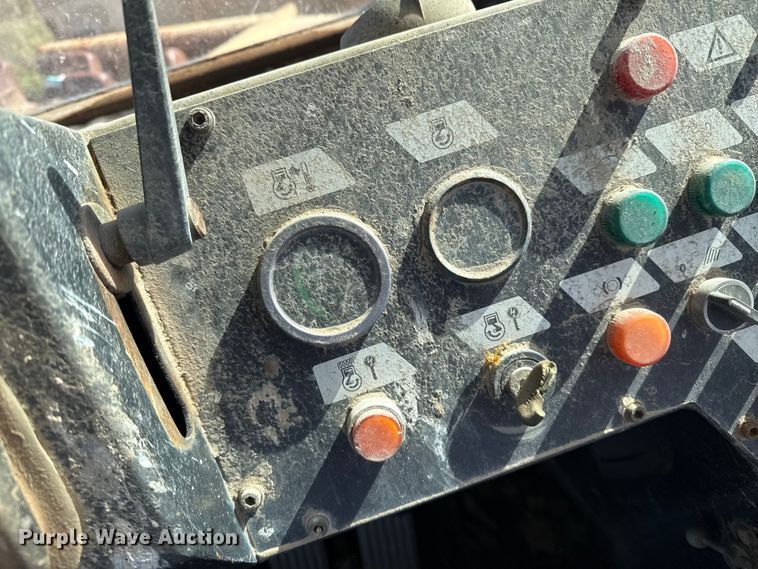 image for item EP0824 Bomag BC601RB landfill compactor