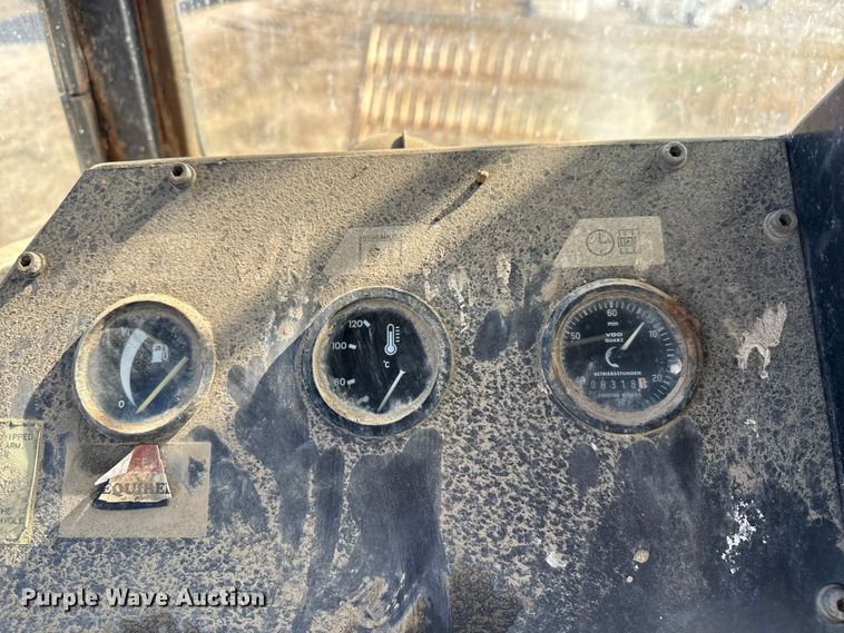 image for item EP0824 Bomag BC601RB landfill compactor