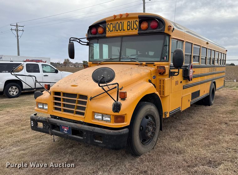 image for item EP0850 2006 Blue Bird school bus
