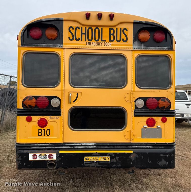 image for item EP0850 2006 Blue Bird school bus