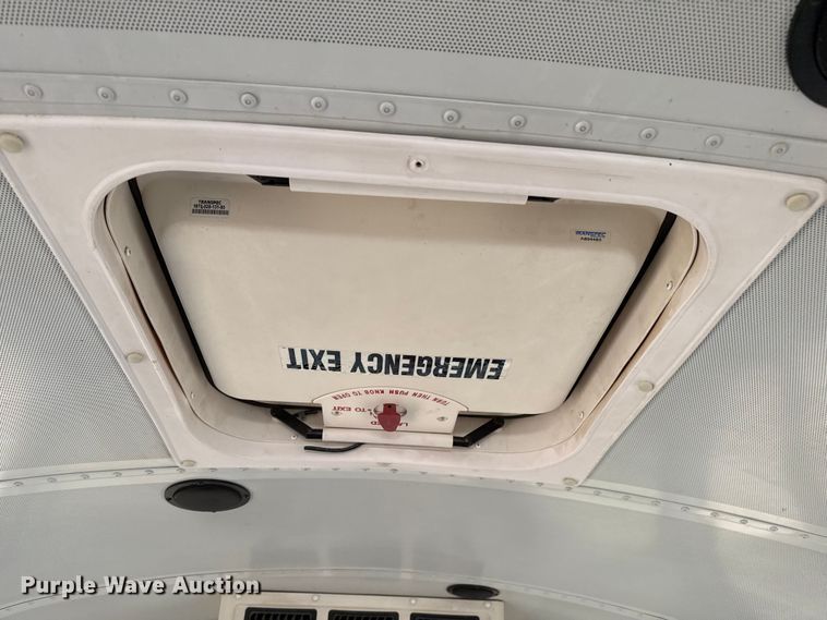 image for item EP0850 2006 Blue Bird school bus