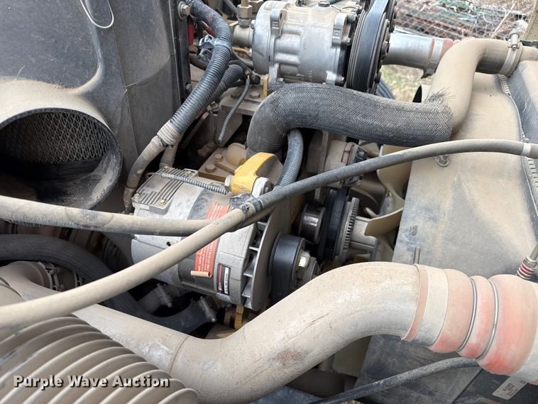 image for item EP0850 2006 Blue Bird school bus