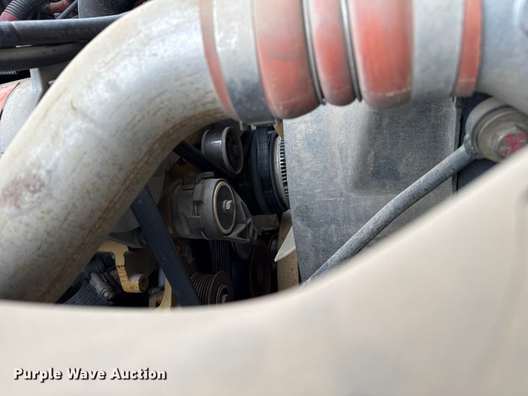 image for item EP0850 2006 Blue Bird school bus