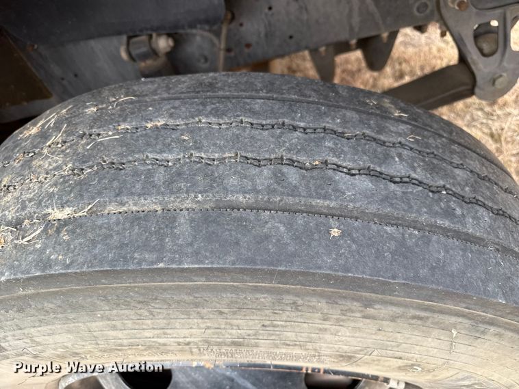 image for item EP0850 2006 Blue Bird school bus