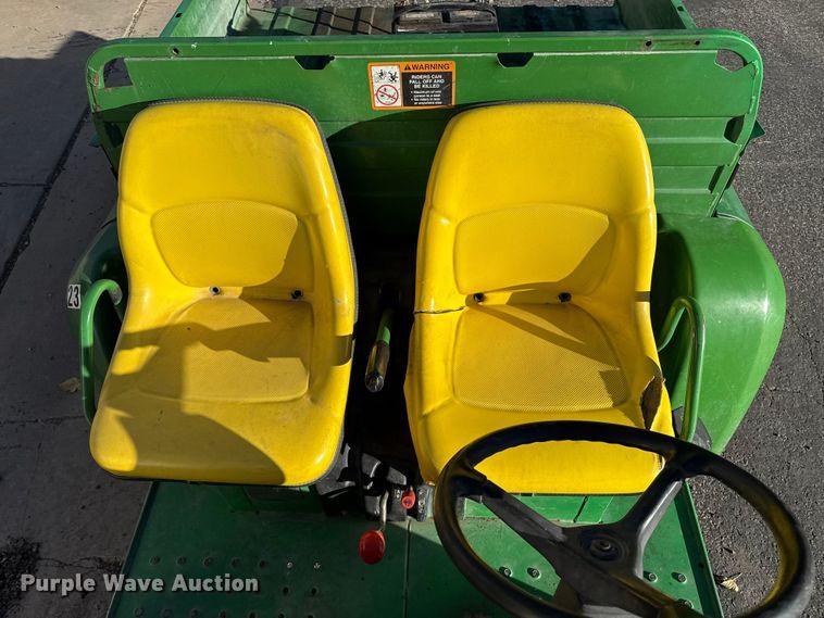 image for item EP0959 1995 John Deere Gator utility vehicle