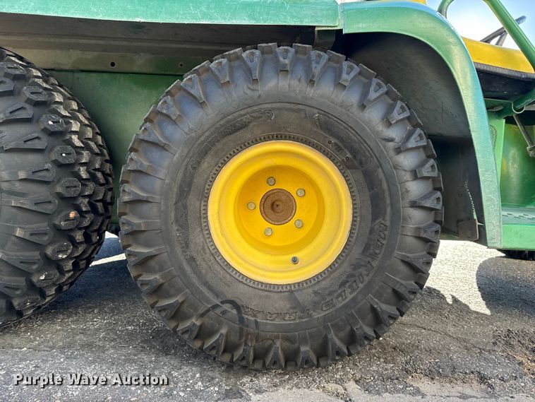 image for item EP0959 1995 John Deere Gator utility vehicle