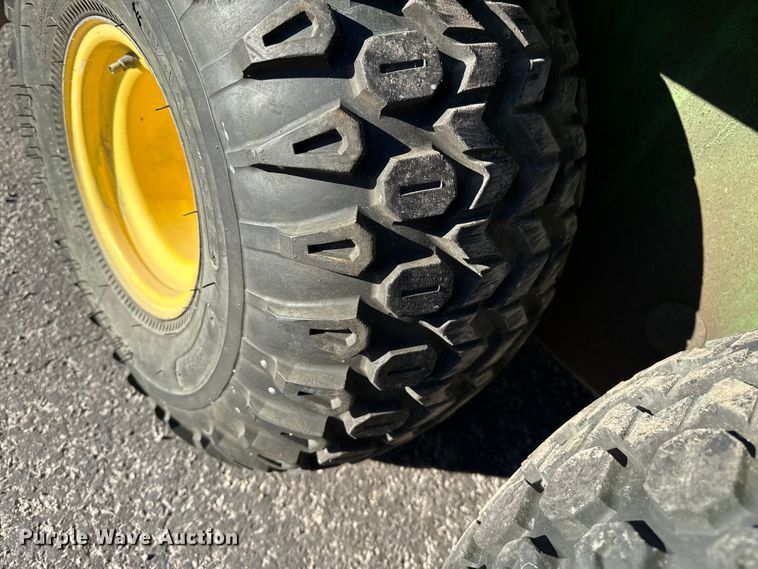 image for item EP0959 1995 John Deere Gator utility vehicle