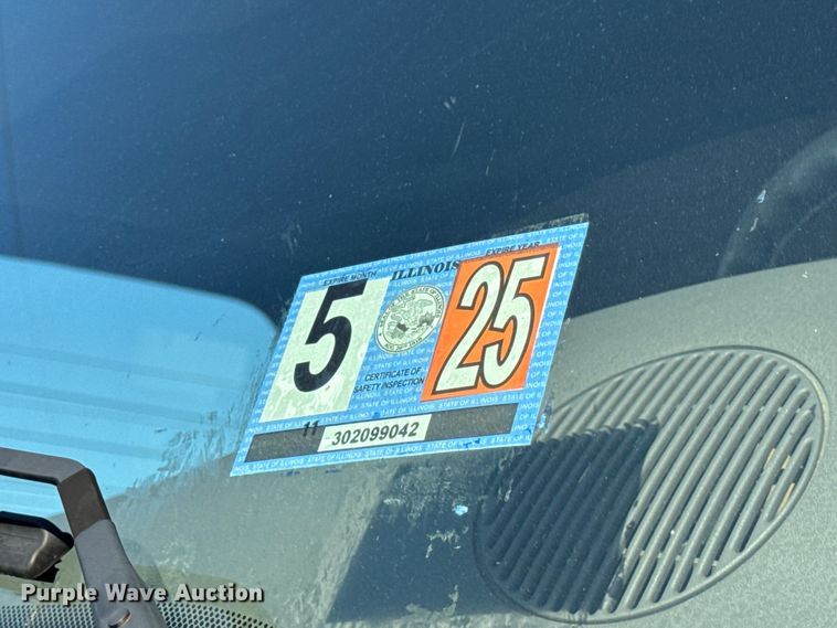 image for item ER0230 2012 Freightliner 108SD hook lift truck