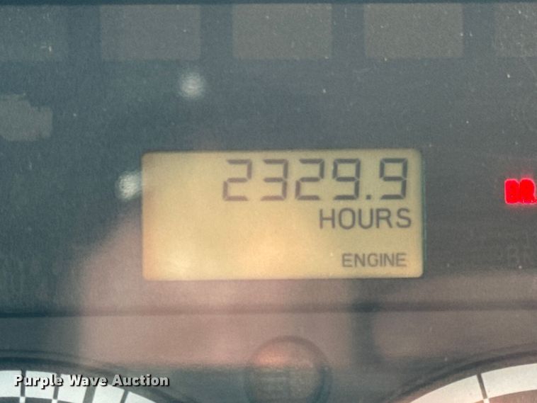 image for item ER0230 2012 Freightliner 108SD hook lift truck