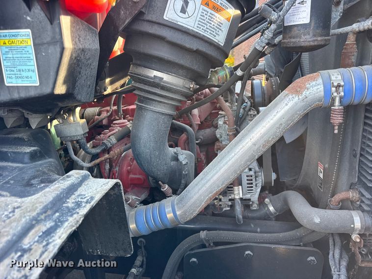 image for item ER0230 2012 Freightliner 108SD hook lift truck