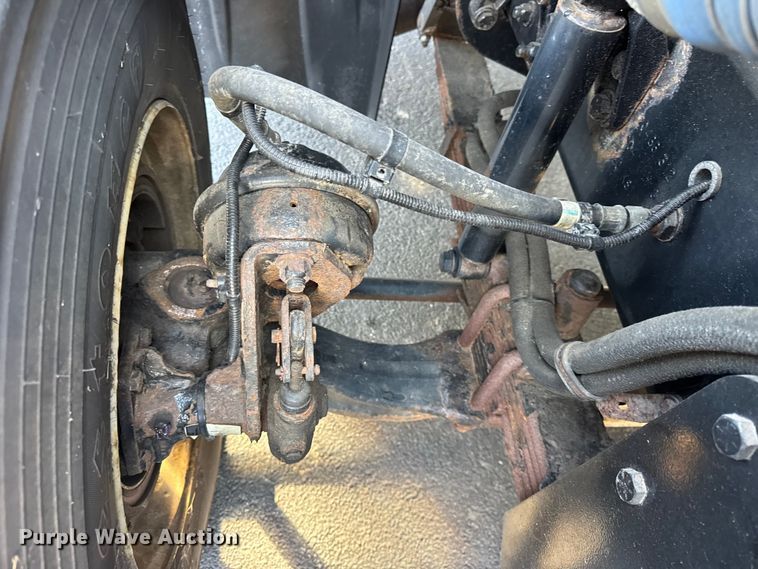 image for item ER0230 2012 Freightliner 108SD hook lift truck