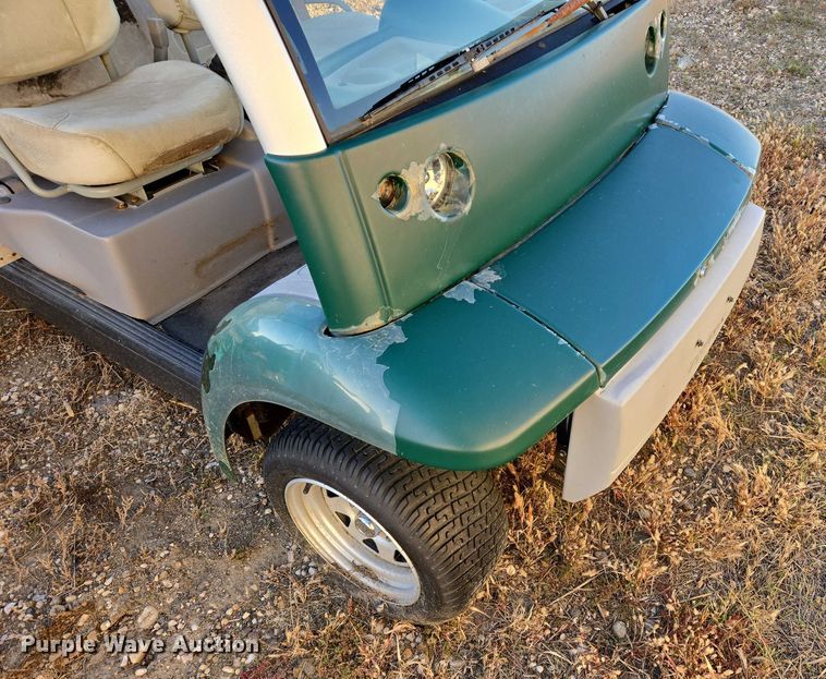 image for item ES2528 2002 Ford Th!nk Neighbor golf cart