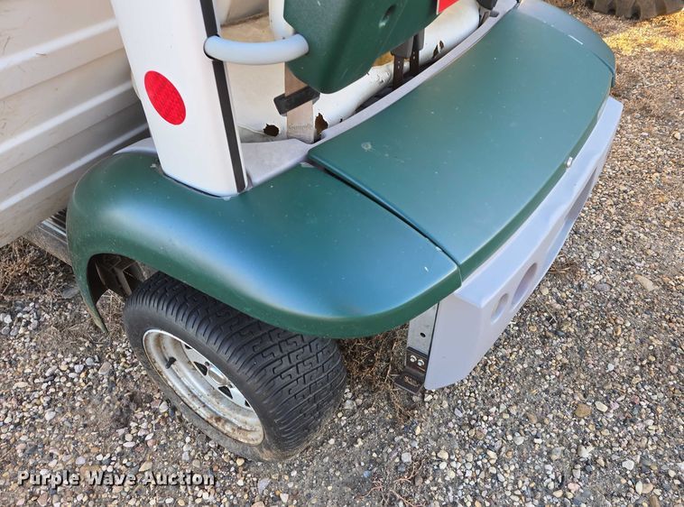 image for item ES2528 2002 Ford Th!nk Neighbor golf cart