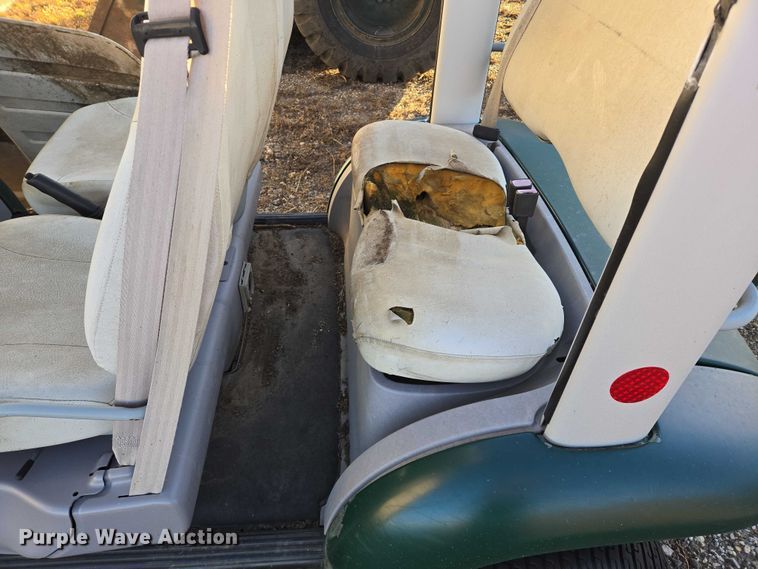 image for item ES2528 2002 Ford Th!nk Neighbor golf cart