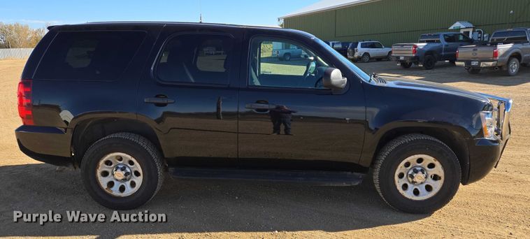 image for item ES2530 2013 Chevrolet Tahoe Police SUV