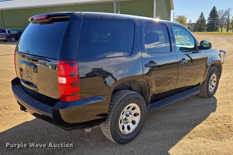 image for item ES2530 2013 Chevrolet Tahoe Police SUV
