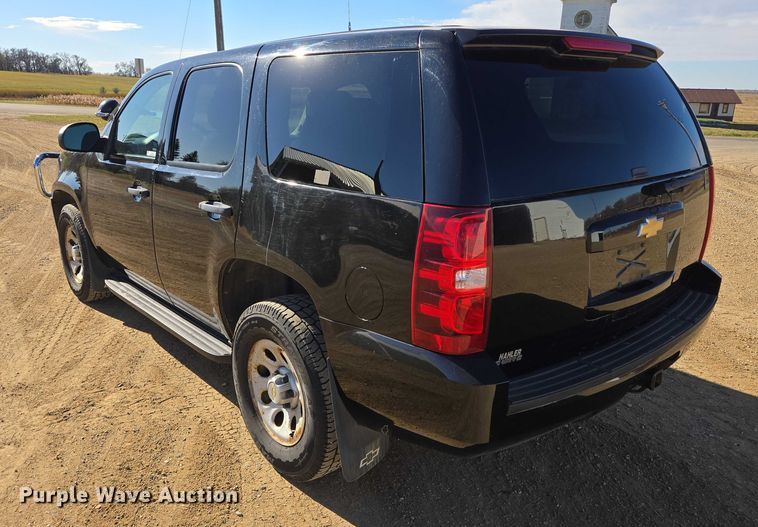 image for item ES2530 2013 Chevrolet Tahoe Police SUV