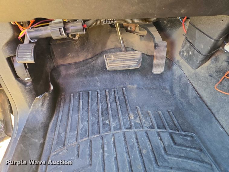 image for item ES2530 2013 Chevrolet Tahoe Police SUV