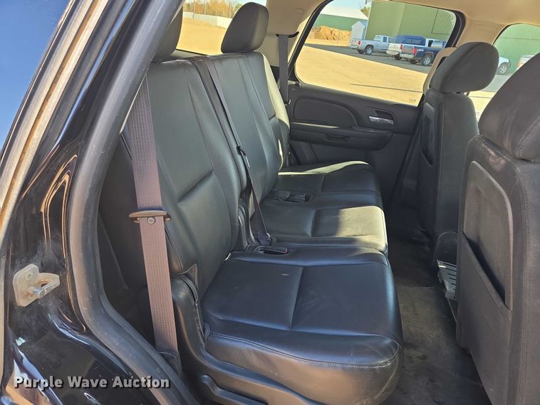 image for item ES2530 2013 Chevrolet Tahoe Police SUV