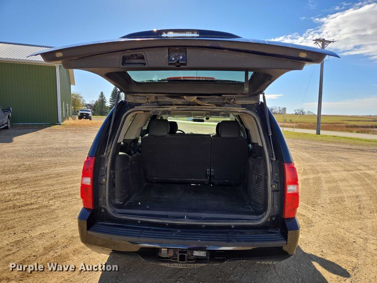 image for item ES2530 2013 Chevrolet Tahoe Police SUV