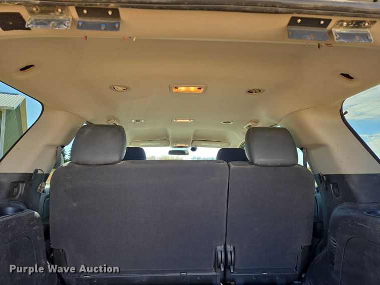 image for item ES2530 2013 Chevrolet Tahoe Police SUV