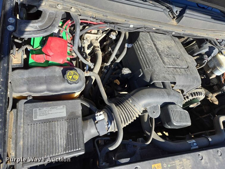 image for item ES2530 2013 Chevrolet Tahoe Police SUV