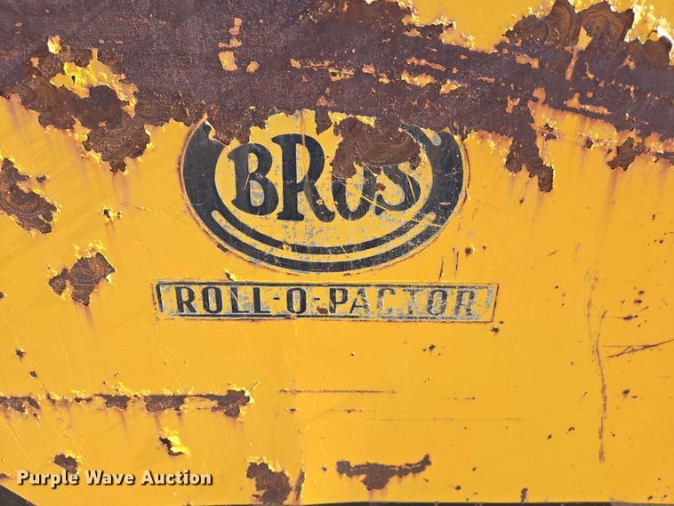 image for item ES2532 Bros Roll-O-Pactor pneumatic roller