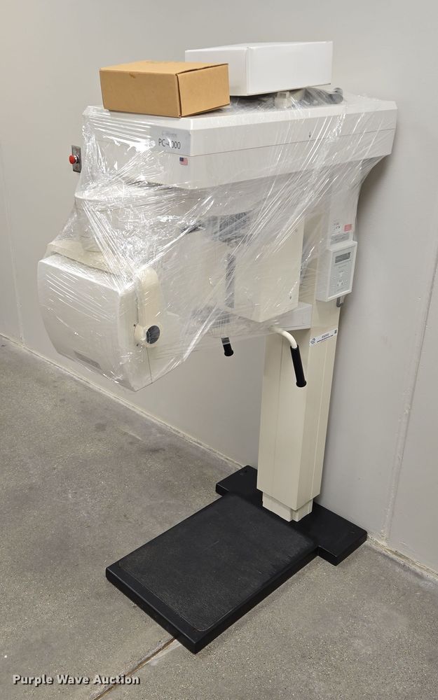image for item ES2533 Panoramic PC-4000 dental x-ray machine