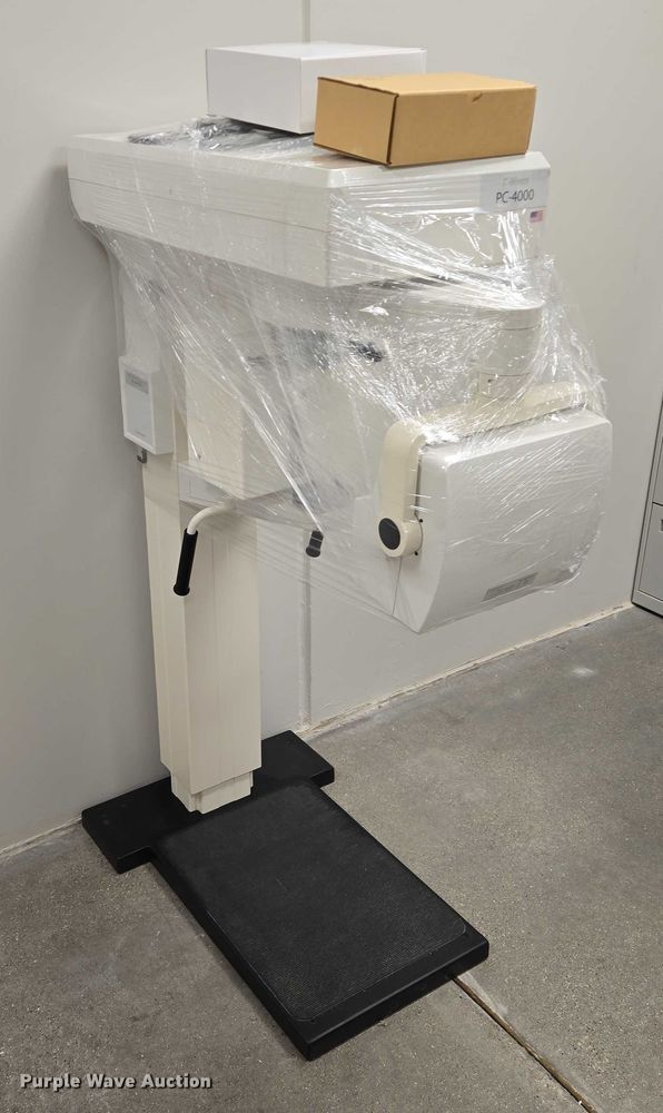 image for item ES2533 Panoramic PC-4000 dental x-ray machine