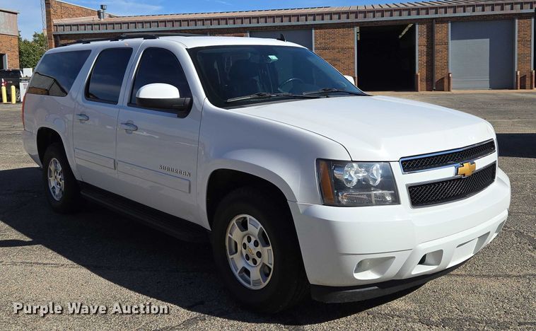 image for item ET5240 2012 Chevrolet Suburban SUV