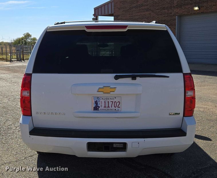 image for item ET5240 2012 Chevrolet Suburban SUV