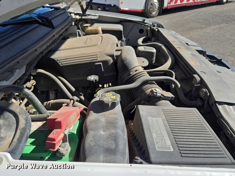 image for item ET5240 2012 Chevrolet Suburban SUV