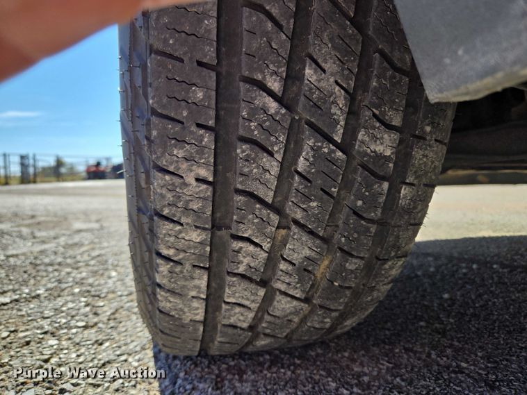 image for item ET5240 2012 Chevrolet Suburban SUV