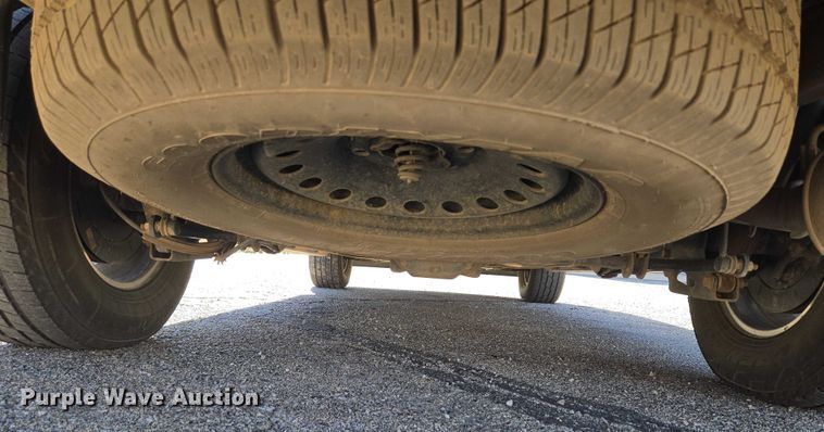 image for item ET5240 2012 Chevrolet Suburban SUV