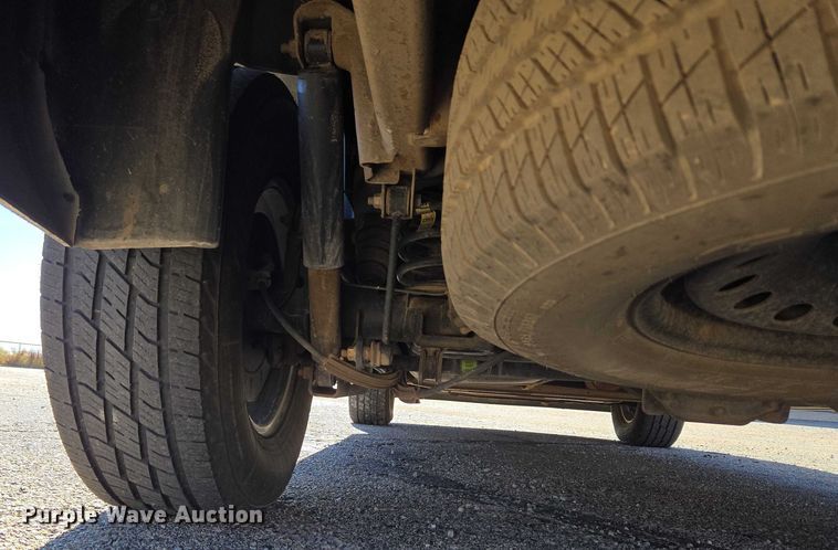 image for item ET5240 2012 Chevrolet Suburban SUV