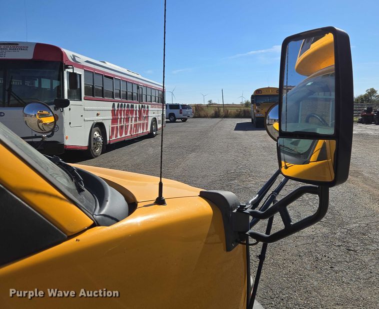 image for item ET5241 2014 Chevrolet Express school bus